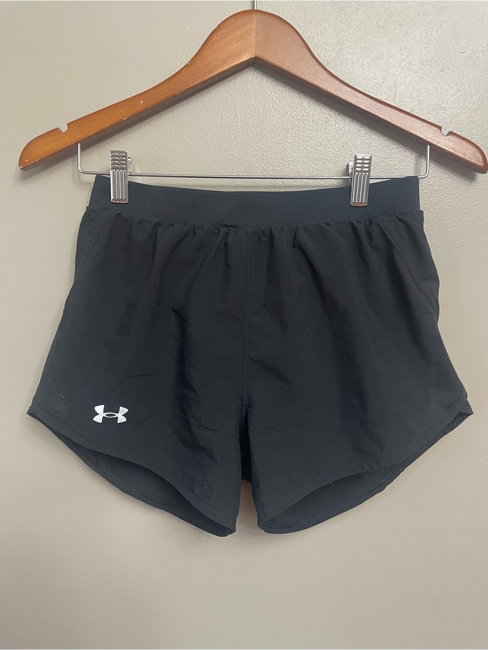 Under Armour XS Black HeatGear Running Shorts